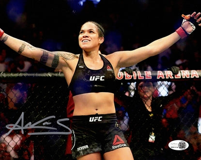 Amanda Nunes Autographed UFC (Action) 8x10 Photo - JSA