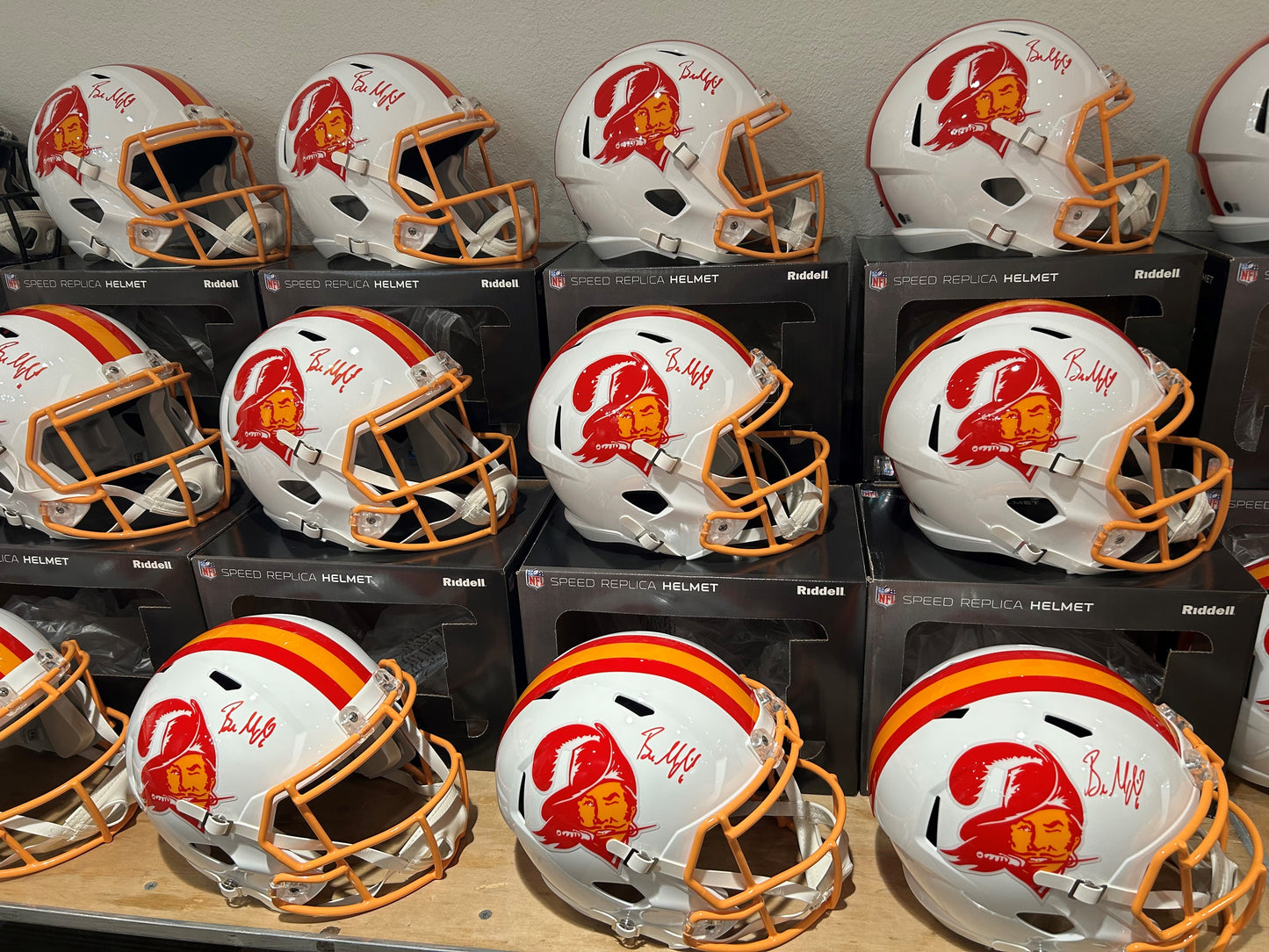 Baker Mayfield Autographed Tampa Bay Buccaneers (Throwback) Deluxe Full-Size Replica Helmet - Beckett