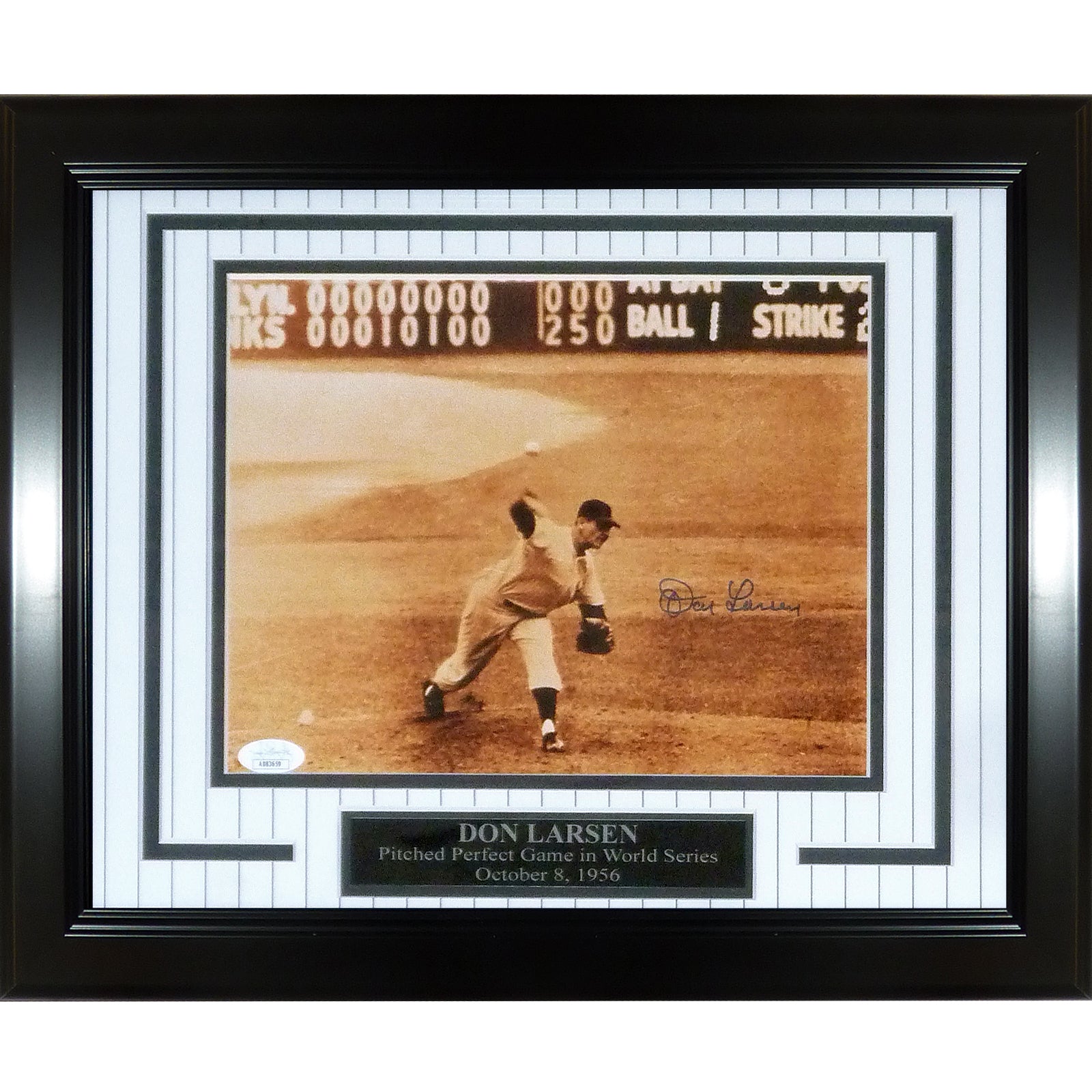 Don Larsen Autographed New York Yankees (Perfect Game) Framed 8x10 Photo