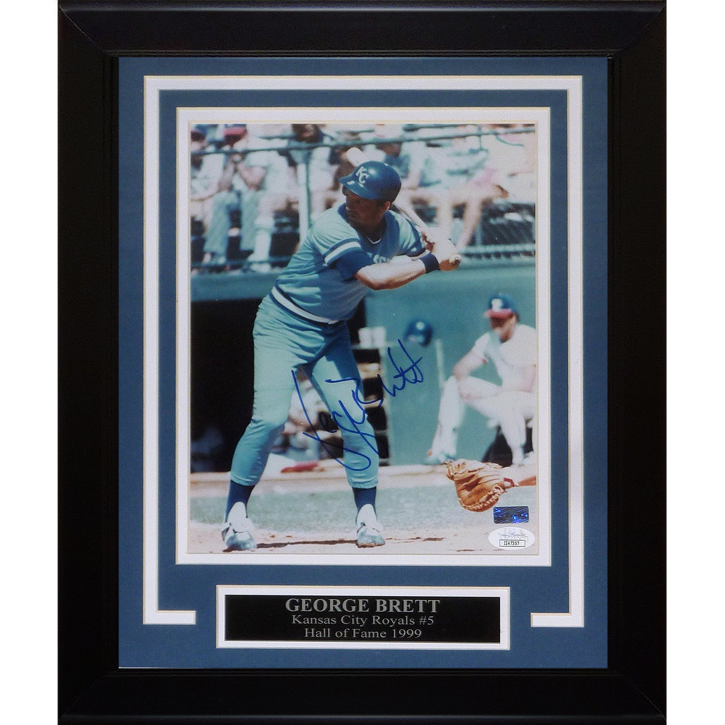 George Brett Autographed Kansas City Royals Deluxe Framed 8x10 Photo - JSA