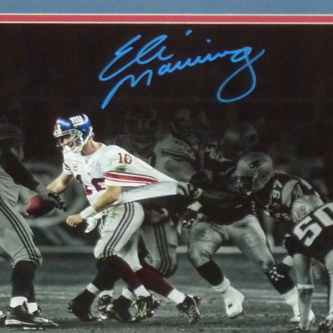 Eli Manning Autographed New York Giants (Super Bowl XLII Escape) Deluxe Framed 11x14 Photo