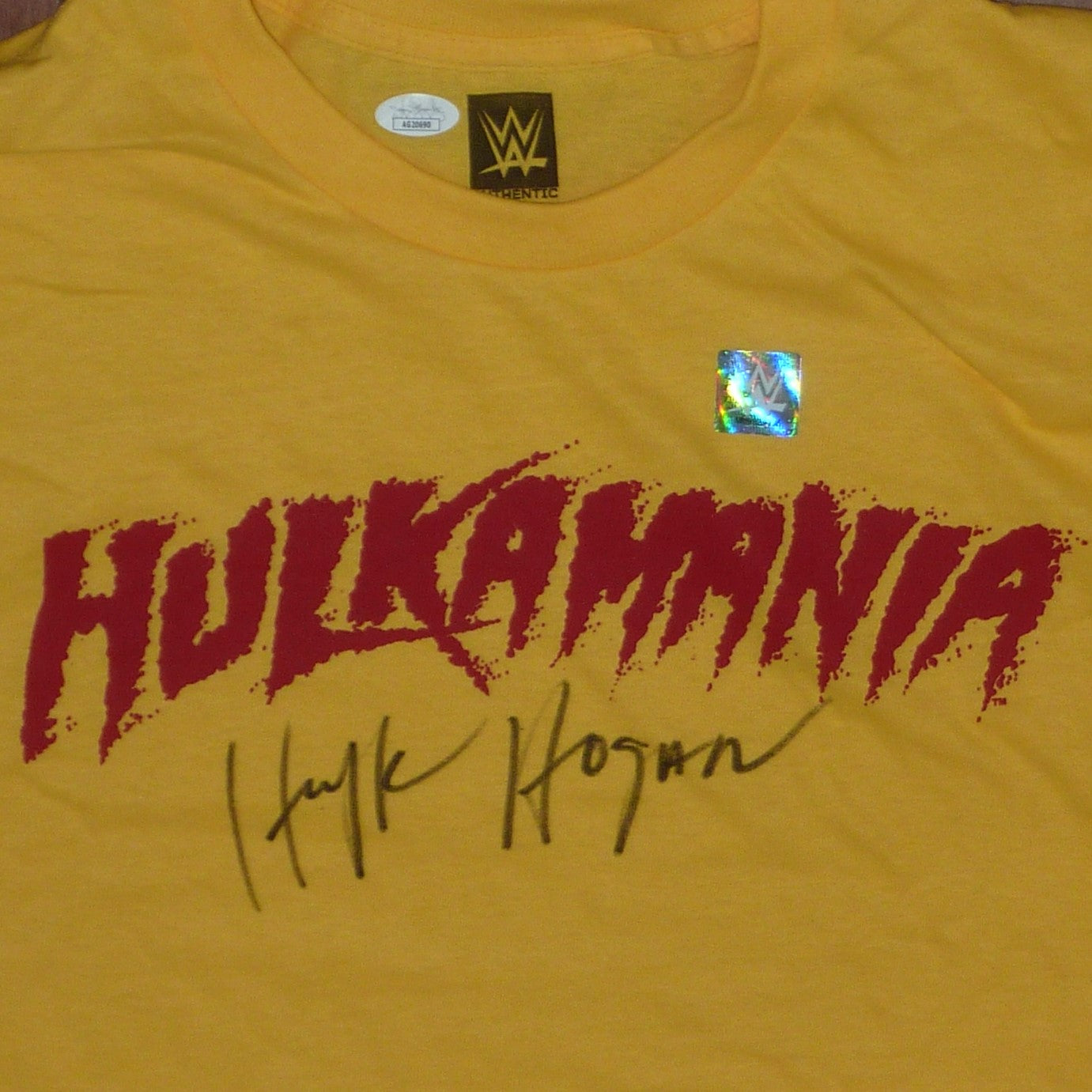 Hulk Hogan Autographed Hulkamania Yellow T-Shirt - JSA