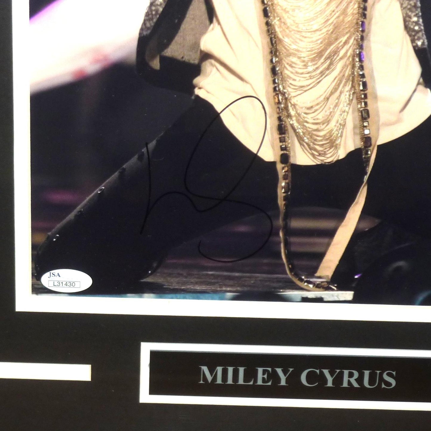 Miley Cyrus Autographed Music Deluxe Framed 11x14 Photo - JSA