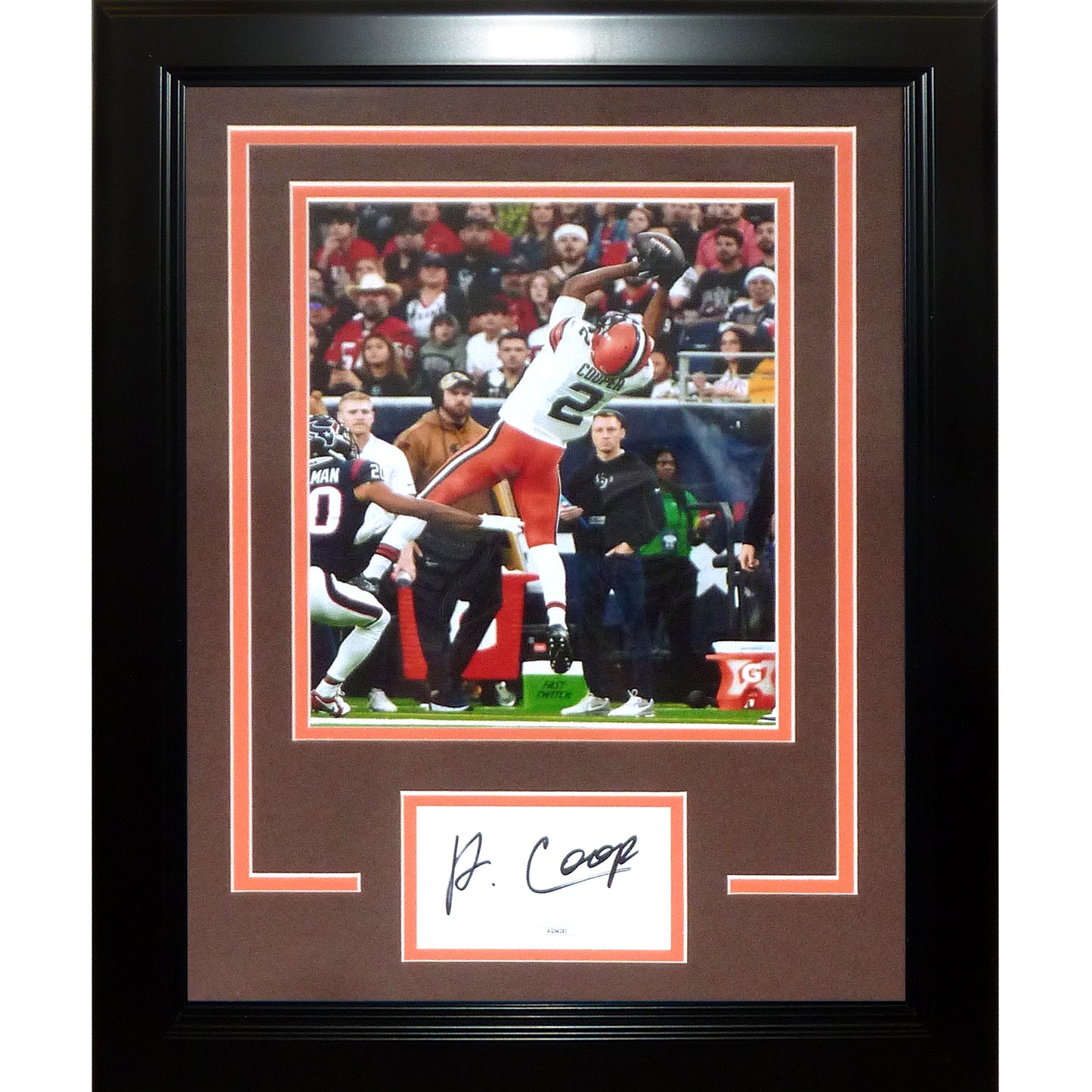 Amari Cooper Autographed Cleveland Browns (265 Receiving Yards Game) "Signature Series" Frame - JSA