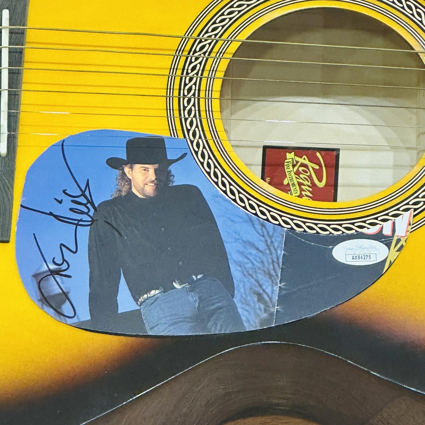 Toby Keith Black Acoustic Guitar with Autograph - JSA