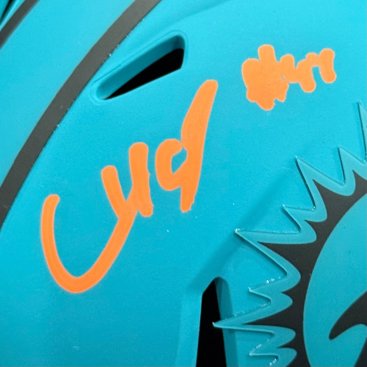 Chop Robinson Autographed Miami Dolphins (RAVE Alternate) Mini Helmet - Fanatics