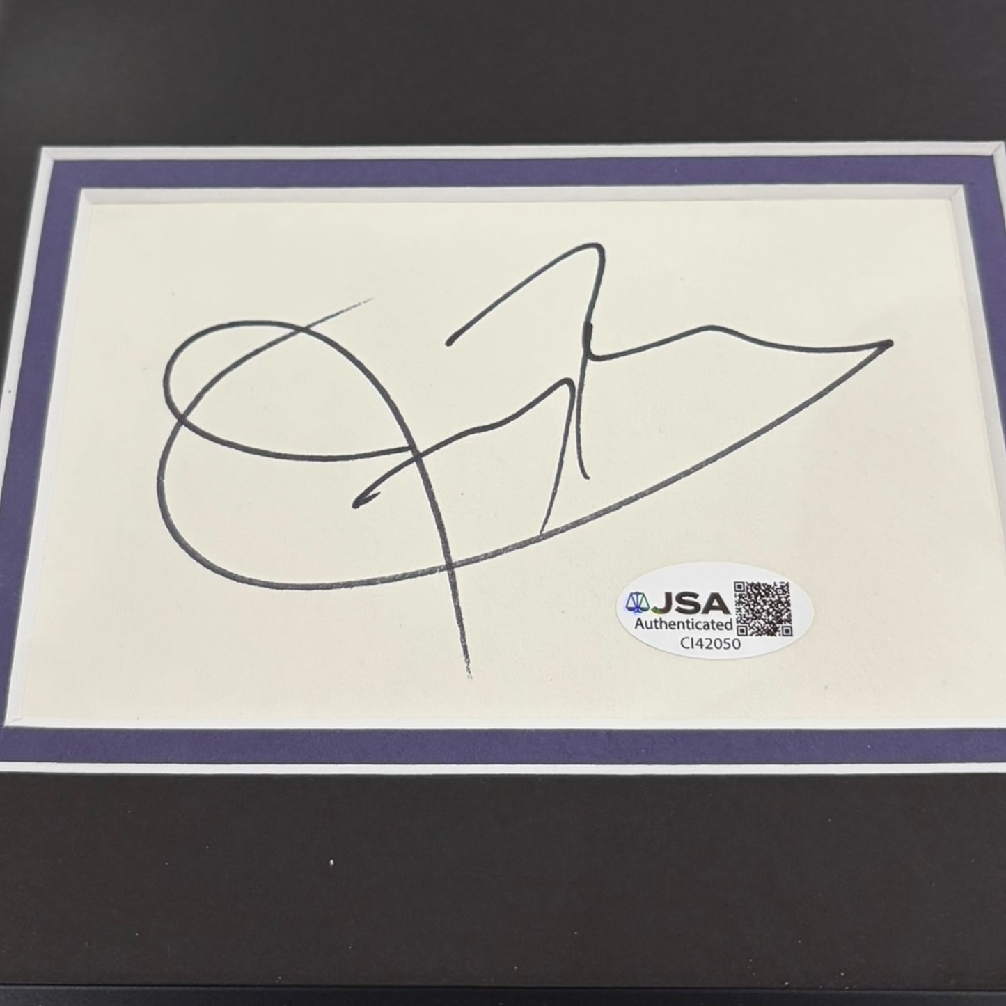 Jeremy Renner Autographed Marvel Avengers Hawkeye 11x17 Movie Poster Frame - JSA