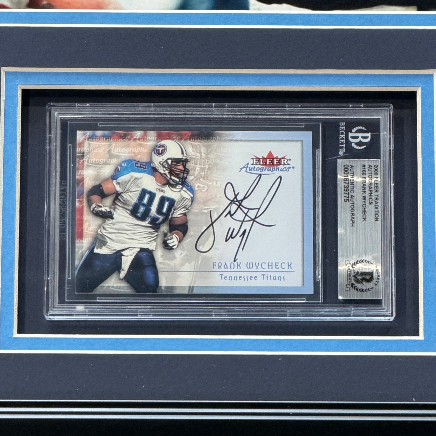 Frank Wycheck Autographed Football Card Deluxe Framed with Tennessee Titans 8x10 Photo - Beckett