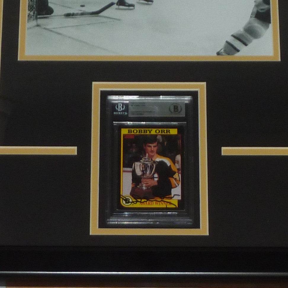 Bobby Orr Autographed Hockey Card Deluxe Framed with Boston Bruins 8x10 Photo - Beckett