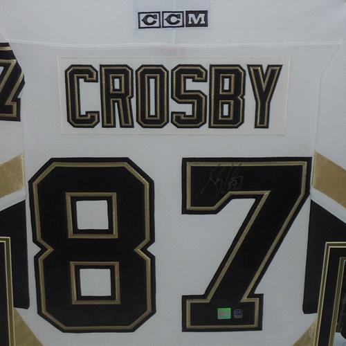 Sidney Crosby Autographed Pittsburgh Penguins (CCM White #87) Deluxe Framed Jersey - Dave & Adams