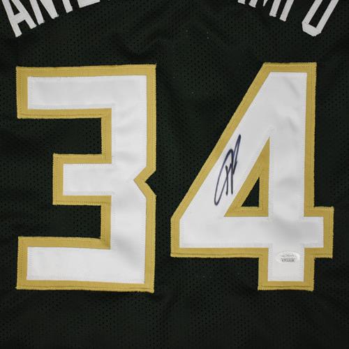 Giannis Antetokounmpo Autographed Milwaukee (Green #34) Jersey - Beckett