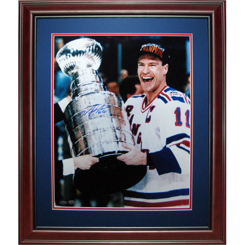 Mark Messier Autographed New York Rangers (with Stanley Cup) Deluxe Framed 16x20 Photo w/ "94 Cup"