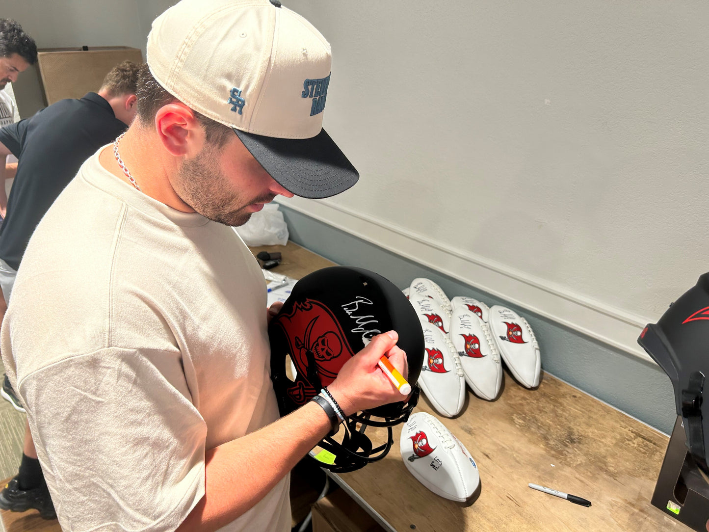 Baker Mayfield Autographed Tampa Bay Buccaneers (ECLIPSE Alternate) Deluxe Full-Size Replica Helmet - Beckett