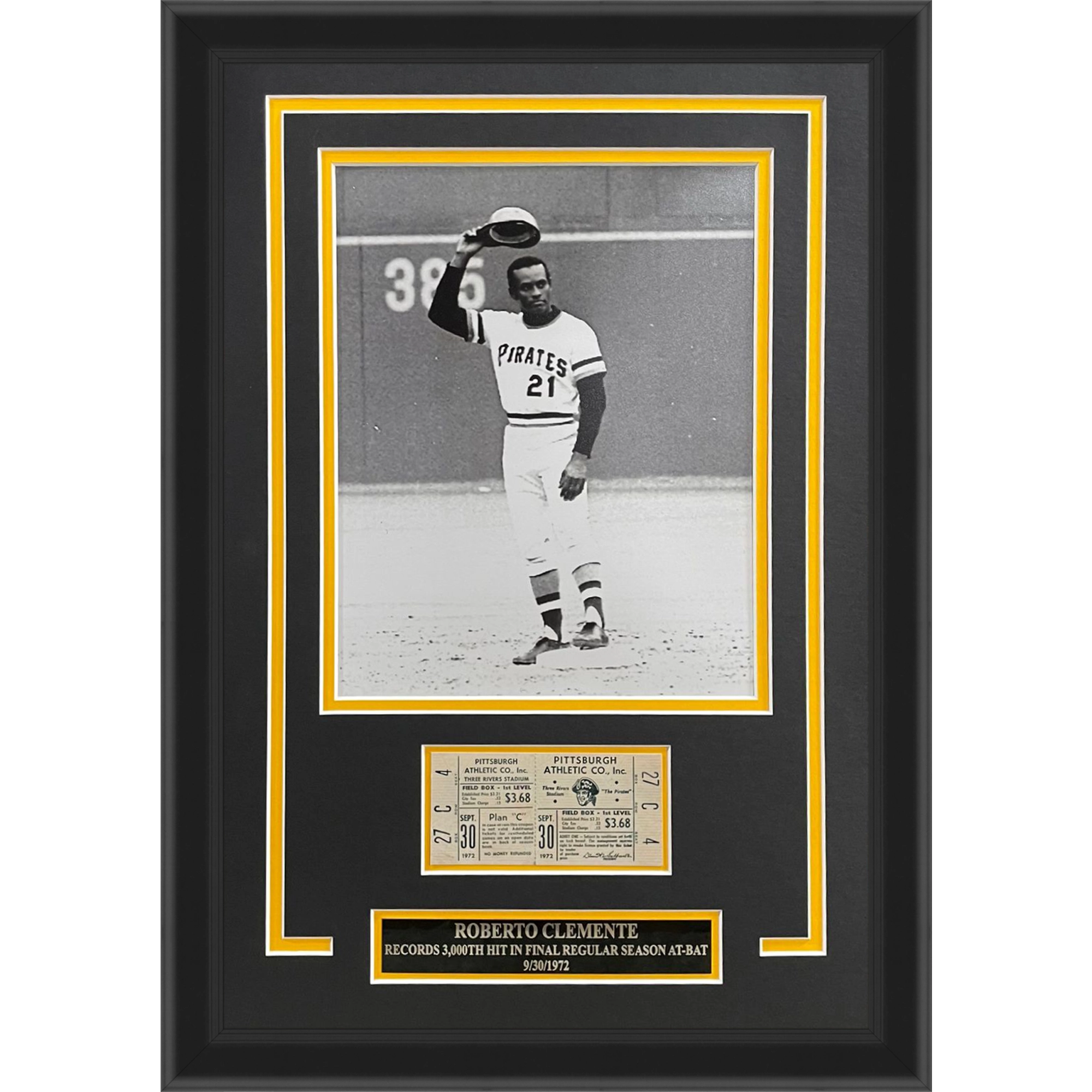 Roberto Clemente Pittsburgh Pirates 3000th Hit Game 8x10 Photo Deluxe Framed with Replica Game Ticket
