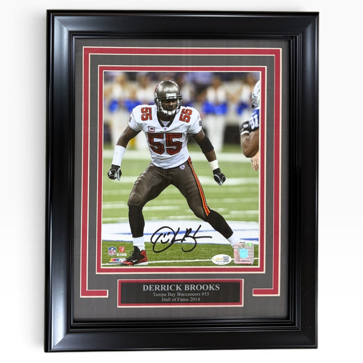 Derrick Brooks Autographed Tampa Bay Buccaneers Deluxe Framed 8x10 Photo - JSA