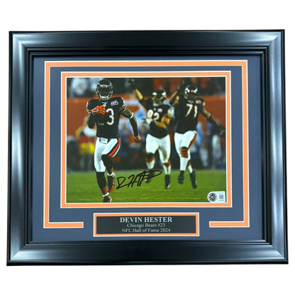 Devin Hester Autographed Chicago Bears (SB XLI) Deluxe Framed 8x10 Photo – Beckett