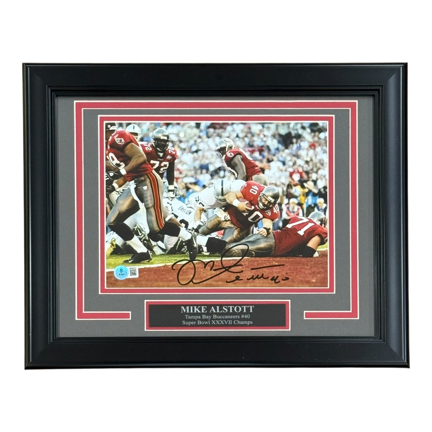 Mike Alstott Autographed Tampa Bay Buccaneers (SB XXXVII TD) Deluxe Framed 8x10 Photo - Beckett