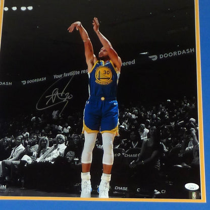 Stephen Curry Autographed Golden State Warriors (Action) Deluxe Framed 16x20 Photo - JSA