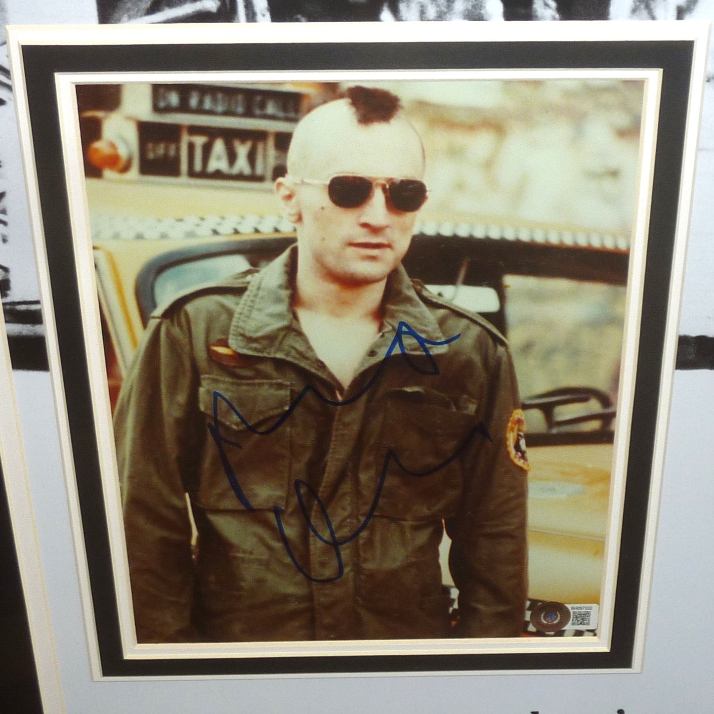 Taxi Driver Full-Size Movie Poster Deluxe Framed with Robert DeNiro Autograph - JSA