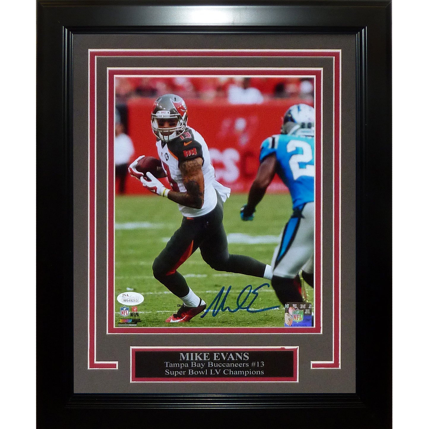 Mike Evans Autographed Tampa Bay Buccaneers (Vertical) Framed 8x10 Photo - JSA