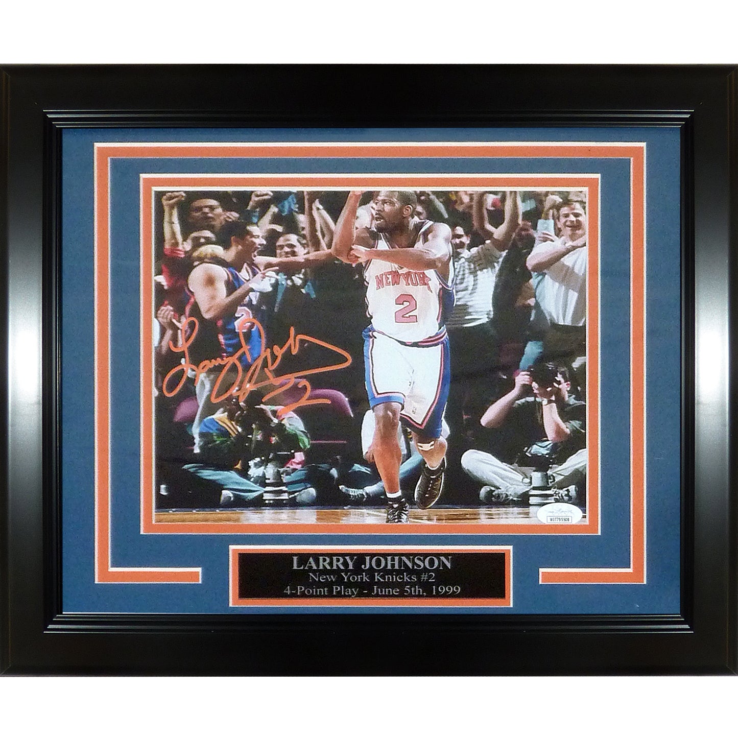 Larry Johnson Autographed New York Knicks (4-Point Play) Deluxe Framed 8x10 Photo - JSA