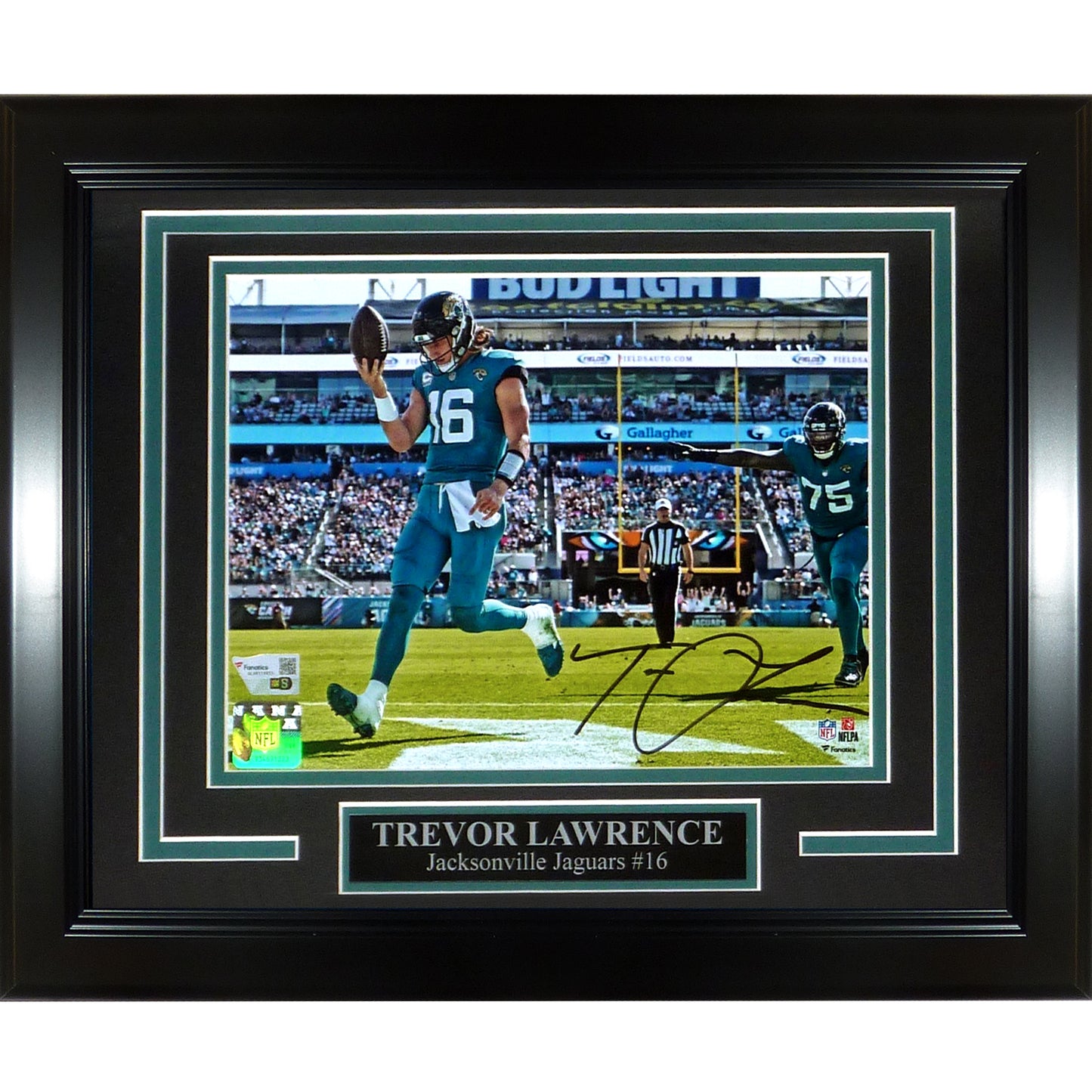 Trevor Lawrence Autographed Jacksonville Jaguars Deluxe Framed 8x10 Photo - Fanatics