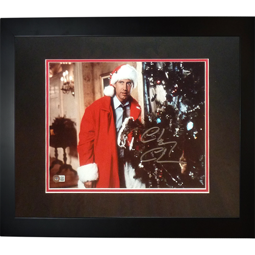 Chevy Chase Autographed National Lampoons Christmas Vacation (Christmas Tree) Deluxe Framed 11x14 Photo - Beckett