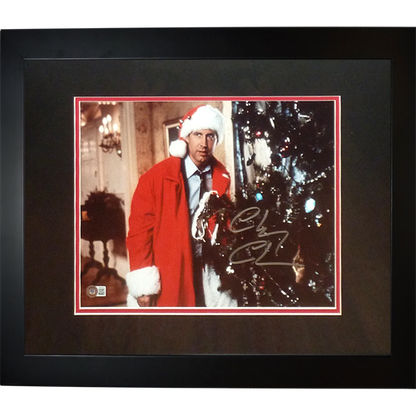 Chevy Chase Autographed National Lampoons Christmas Vacation (Christmas Tree) Deluxe Framed 11x14 Photo - Beckett