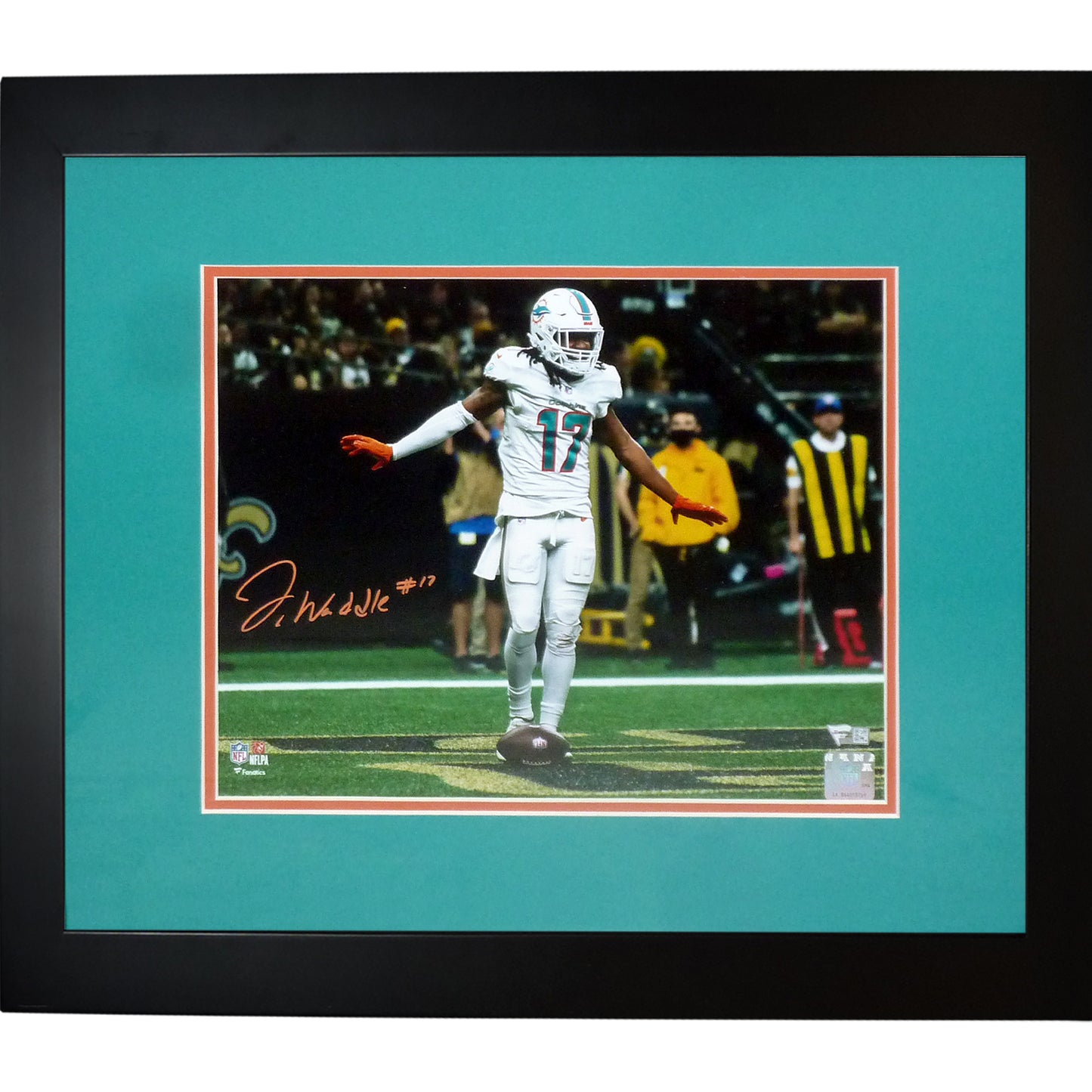 Jaylen Waddle Autographed Miami Dolphins (TD Celebration) Deluxe Framed 11x14 Photo - Fanatics