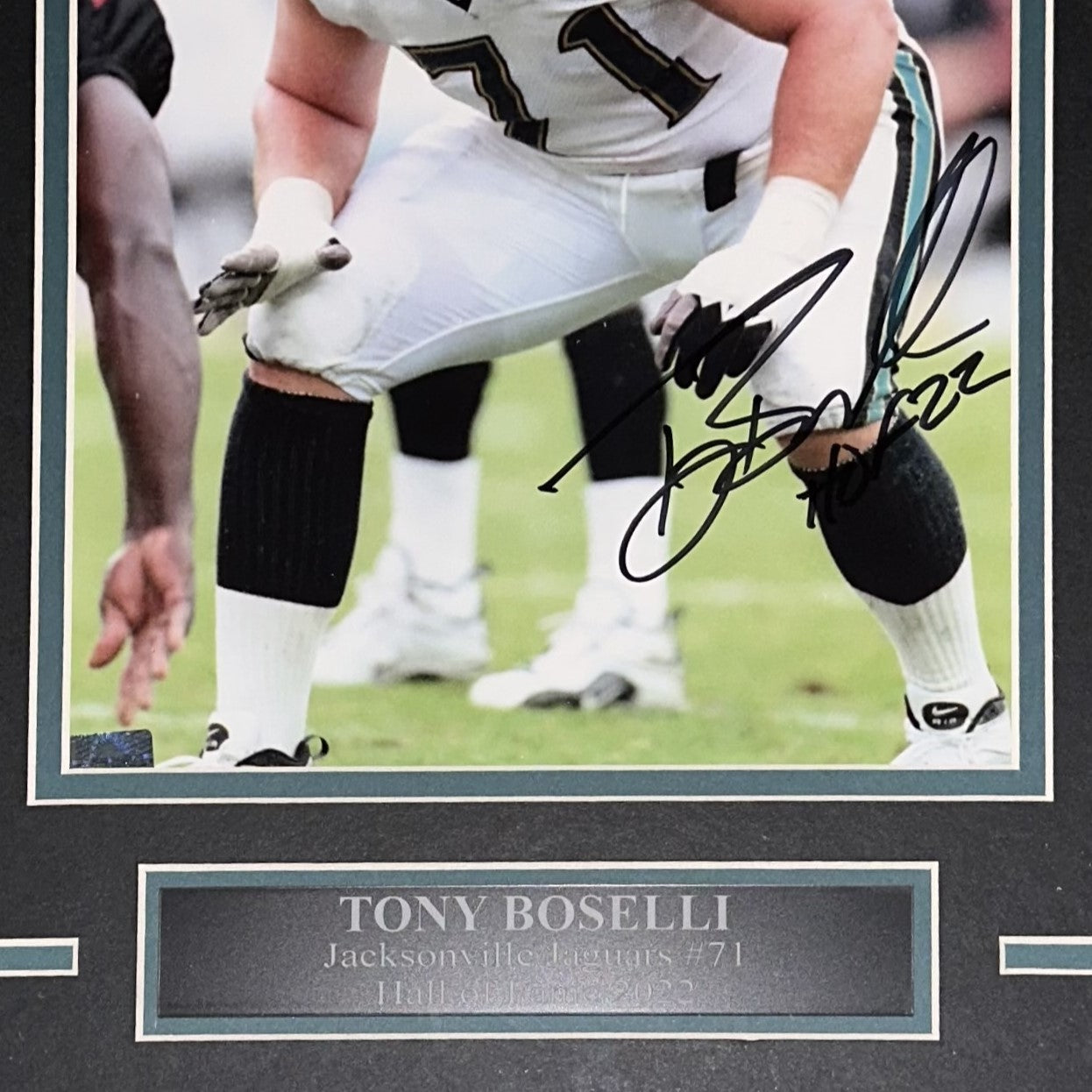 Tony Boselli Autographed Jacksonville Jaguars (Action) Deluxe Framed 8x10 Photo w/ HOF 22