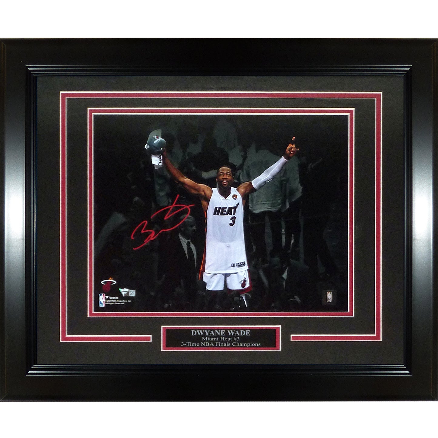 Dwyane Wade Autographed Miami Heat (Spotlight Celebration) Deluxe Framed 11x14 Photo - Fanatics