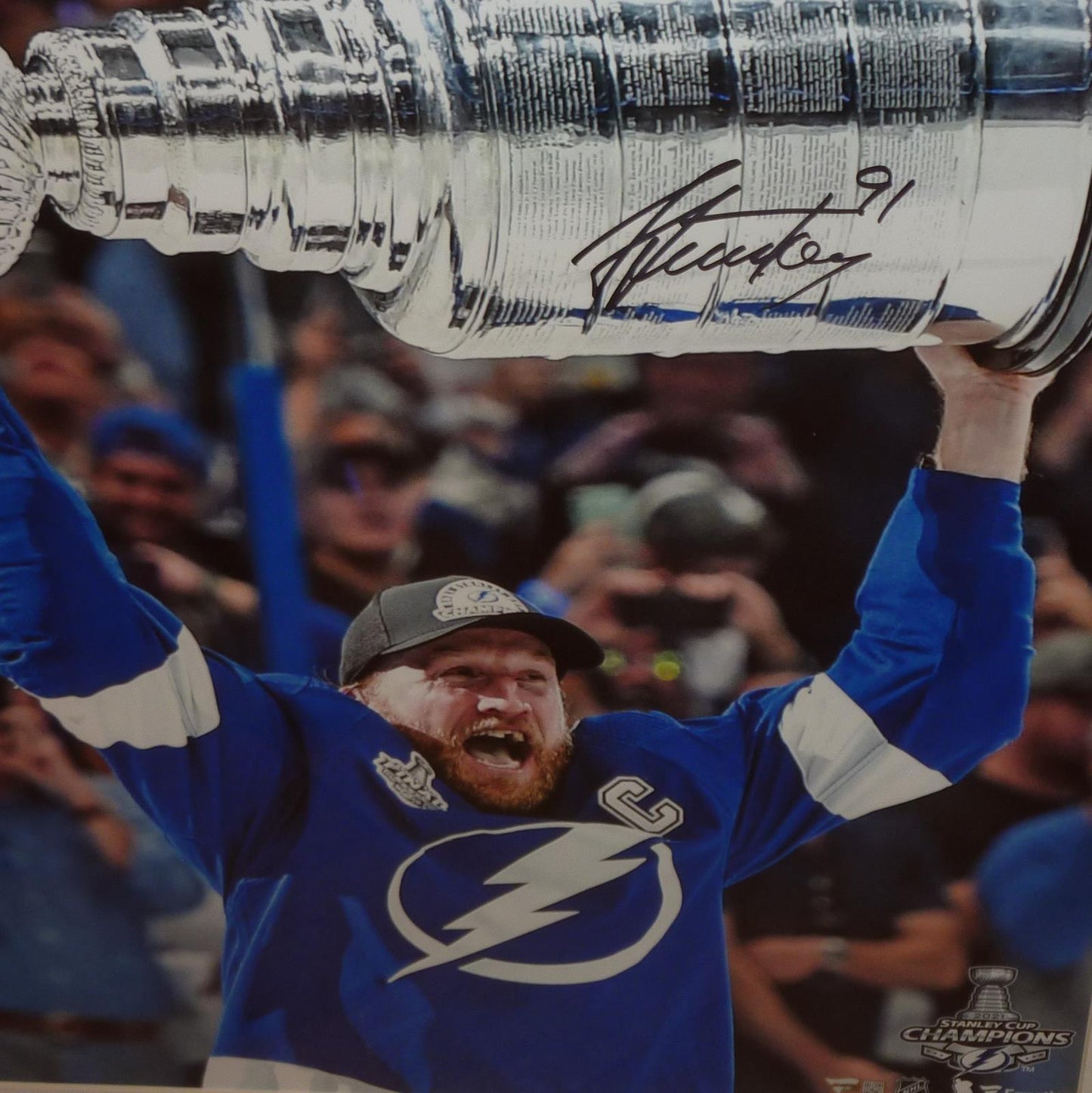 Steven Stamkos Autographed Tampa Bay Lightning (Stanley Cup Trophy) Deluxe Framed 16x20 Photo - Fanatics