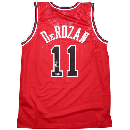 Golden Autographs DeMar DeRozan Autographed Prostyle White Chicago Basketball Jersey Beckett