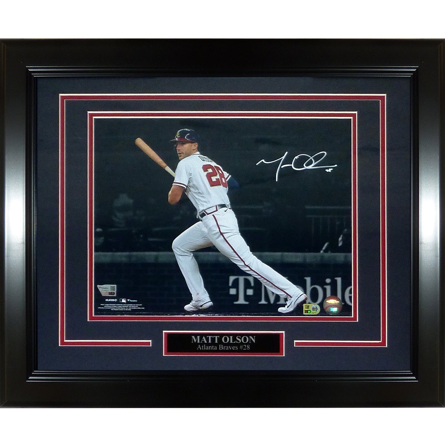 Matt Olson Autographed Atlanta Braves (Spotlight) Deluxe Framed 11x14 Photo - Fanatics