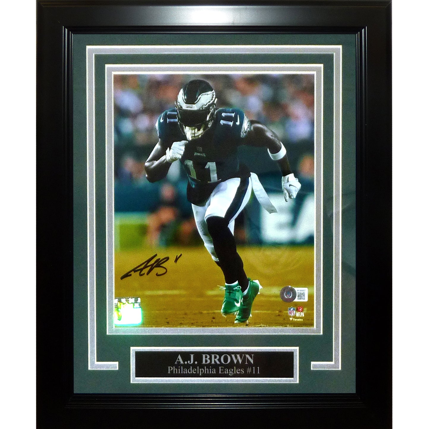 AJ Brown Autographed Philadelphia Eagles Deluxe Framed 8x10 Photo - Beckett
