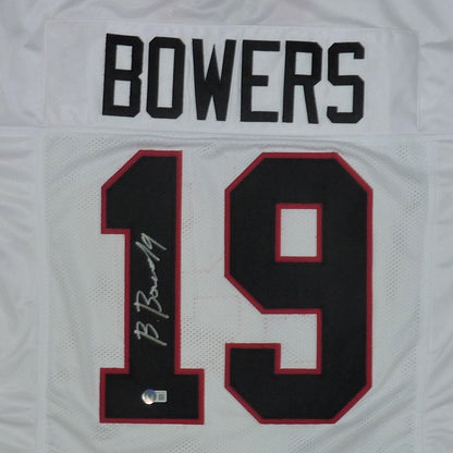 Brock Bowers Autographed Georgia Bulldogs (White #19) Custom Jersey - Beckett