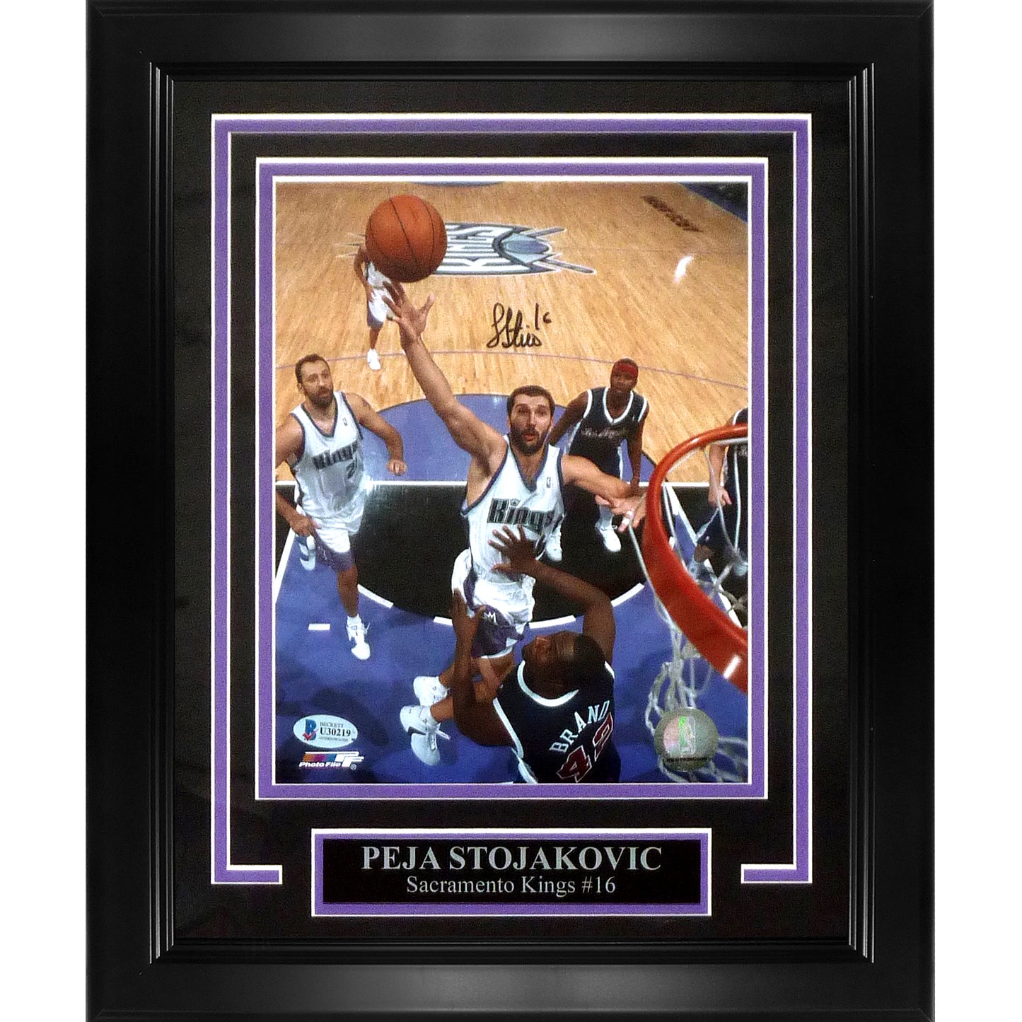 Peja Stojakovic Autographed Sacramento Kings Deluxe Framed 8x10 Photo - Beckett