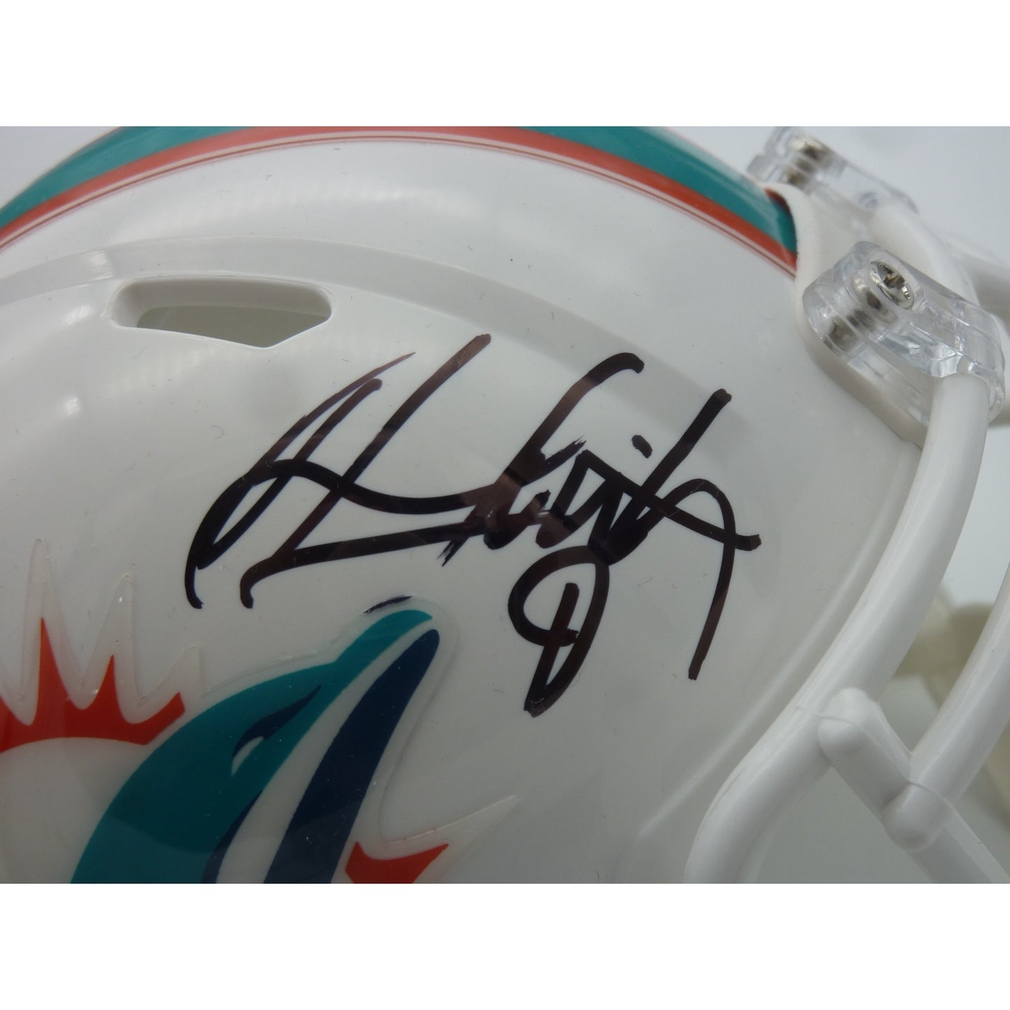 Jonnu Smith Autographed Miami Dolphins Mini Helmet - JSA