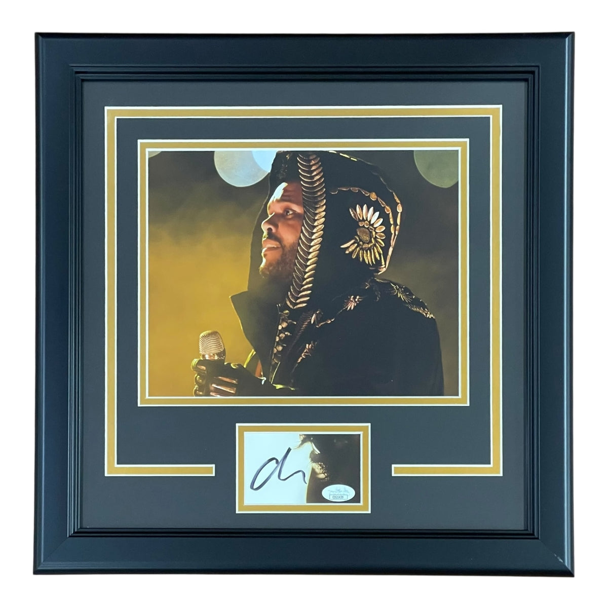 Weeknd Autograph The Weeknd Autographed Hurry Up Tomorrow Deluxe Framed CD Cover - JSA ...