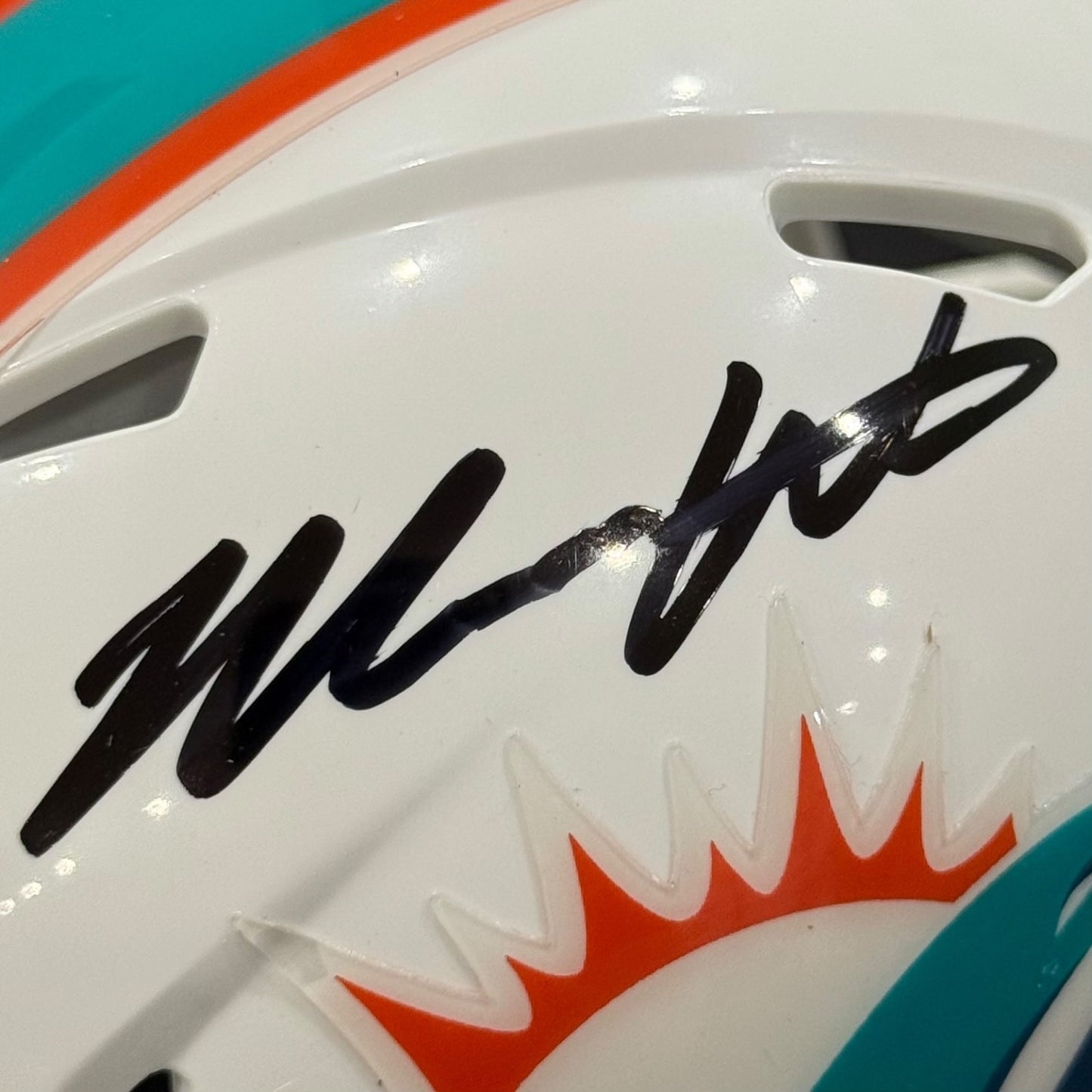 Malik Washington Autographed Miami Dolphins (Speed) Mini Helmet - JSA