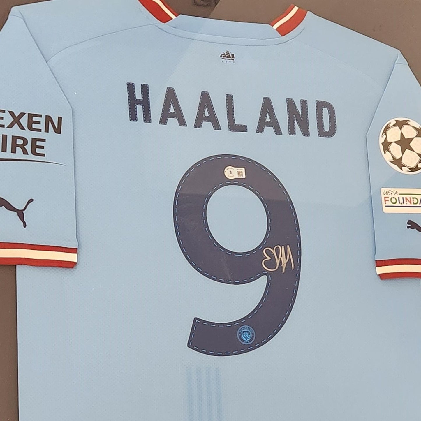 Erling Haaland Autographed Manchester City Ethiad 2022-23 (Blue #9) Vertical Framed Soccer Jersey - Beckett