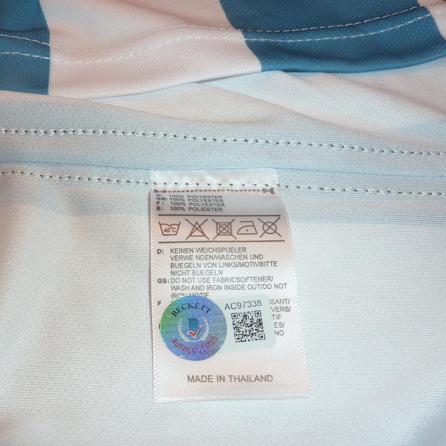 Lionel Messi Autographed Argentina (World Cup Front) Home Soccer Jersey - Beckett