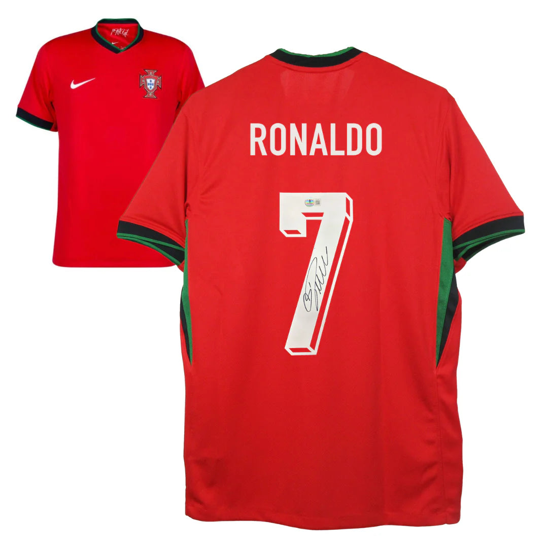 Cristiano Ronaldo Autographed Portugal (Red #7) Home Soccer Jersey - Beckett