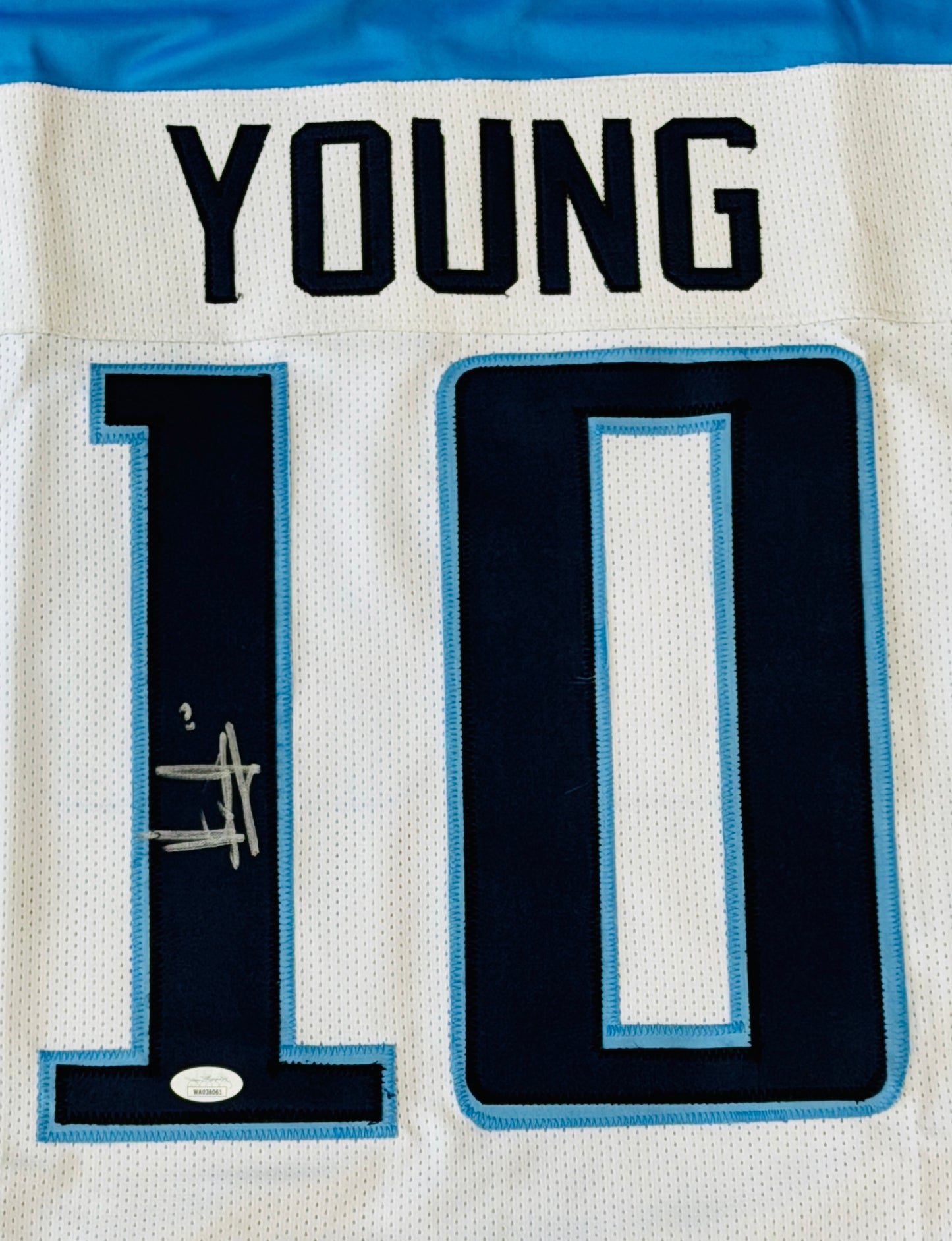 Vince Young Autographed Tennessee (White #10) Custom Stitched Jersey - JSA