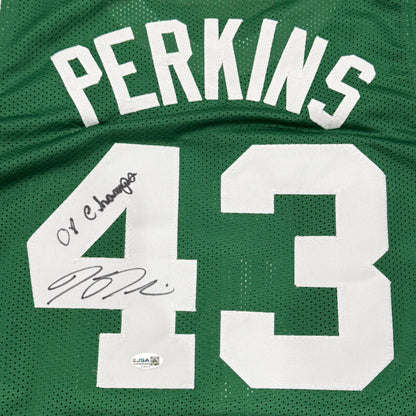 Kendrick Perkins Autographed Boston (Green #43) Custom Stitched Jersey w/ "08 Champs" - JSA