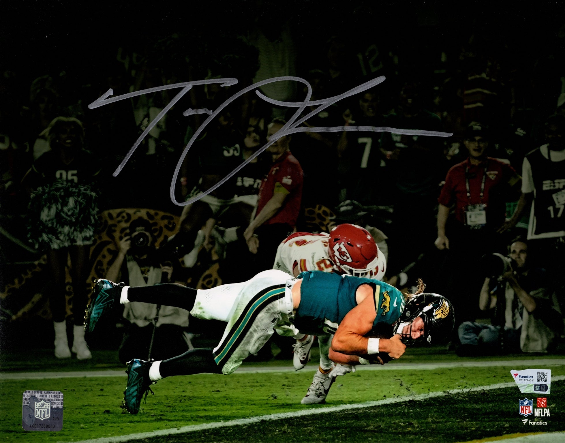 Trevor Lawrence Autographed Jacksonville Jaguars (Game-Winning TD vs KC) 11x14 Photo - Fanatics