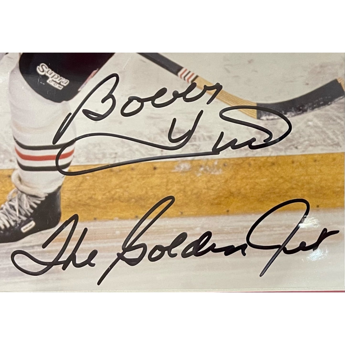 Bobby Hull Autographed Chicago Blackhawks (Action) Deluxe Framed 8x10 Photo w/ "The Golden Jet" - JSA