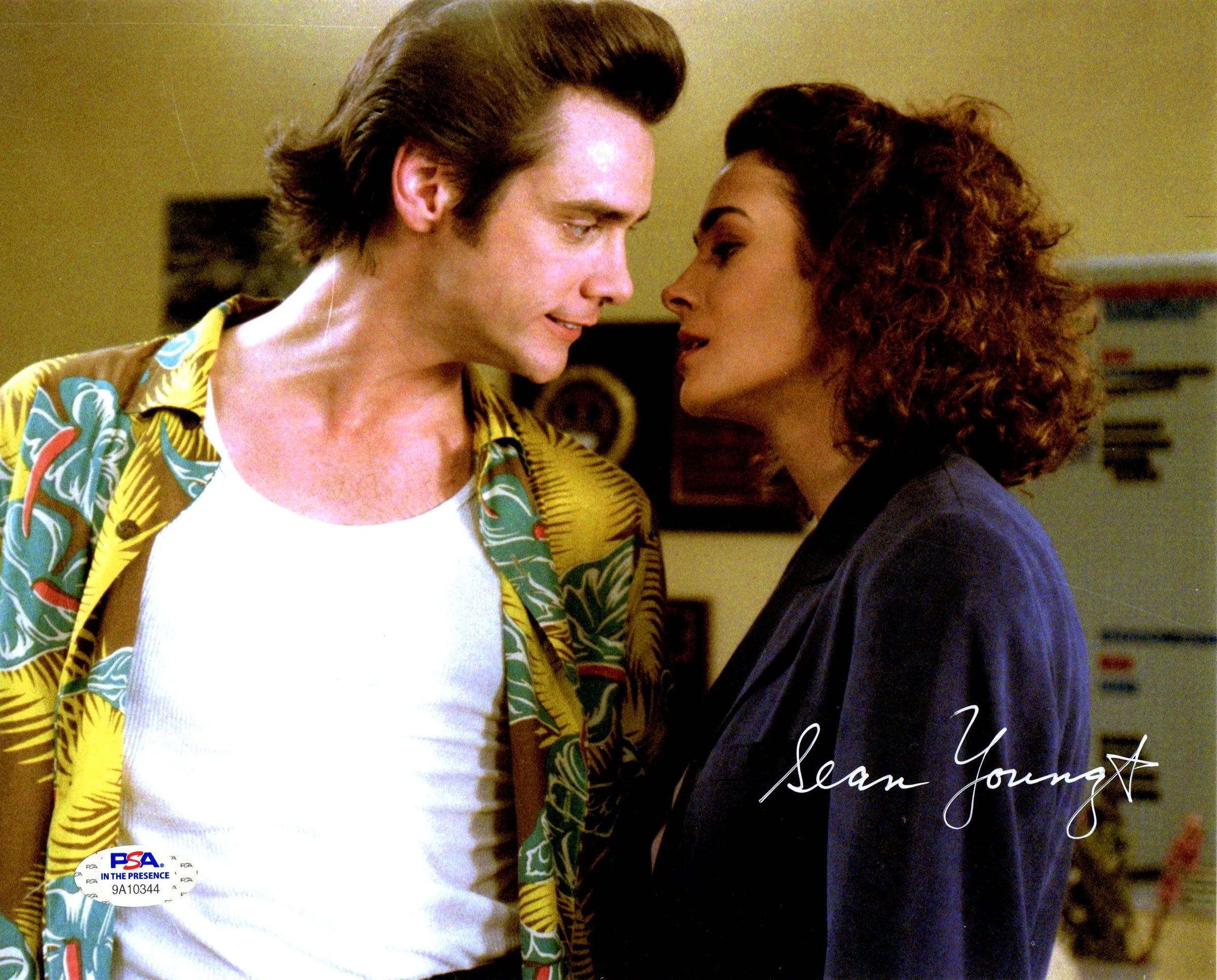 PRESALE - SEAN YOUNG AUTOGRAPHED ACE VENTURA 8x10