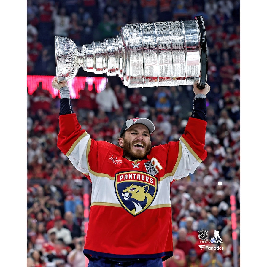 PRESALE - MATTHEW TKACHUK AUTOGRAPHED PANTHERS SC 8x10 PHOTO