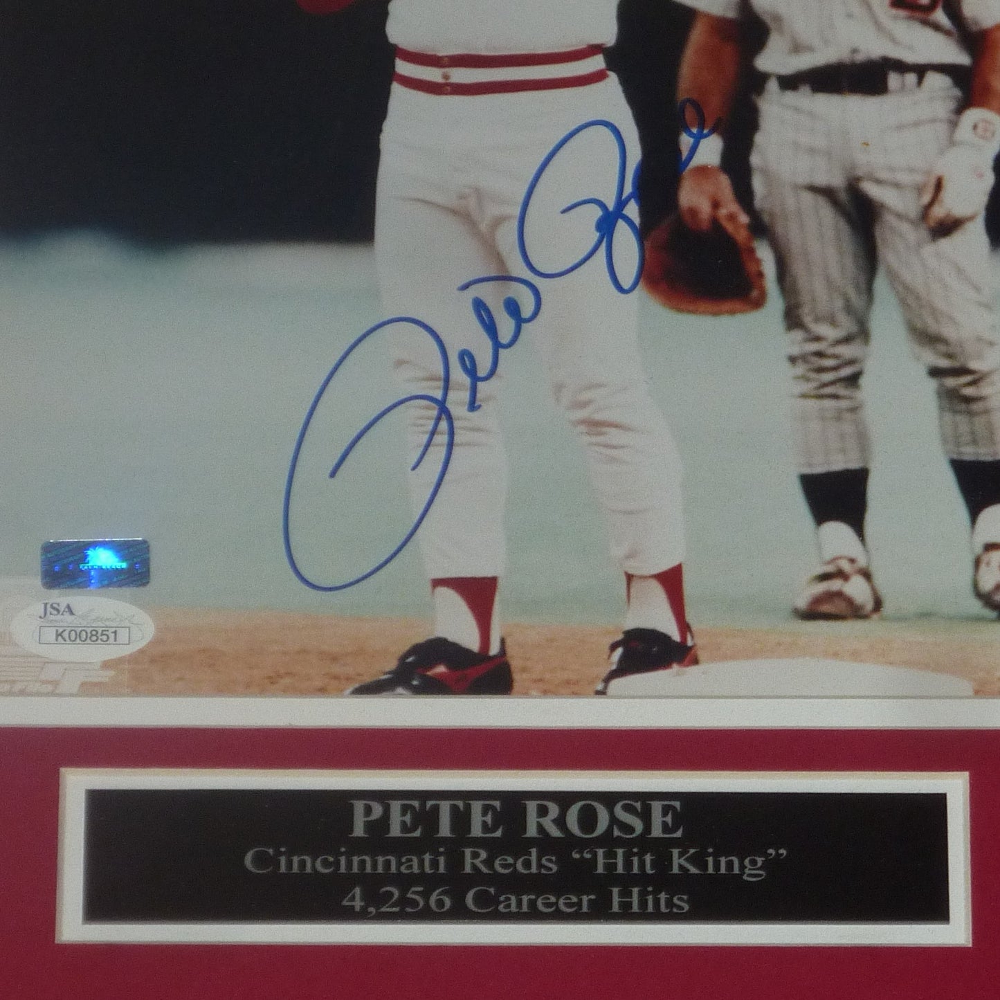 Pete Rose Autographed Cincinnati Reds (4192 Hit) Framed 8x10 Photo - JSA